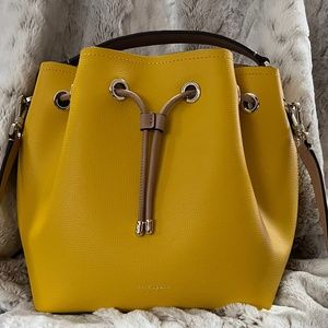 NWOT Kate Spade yellow bucket back